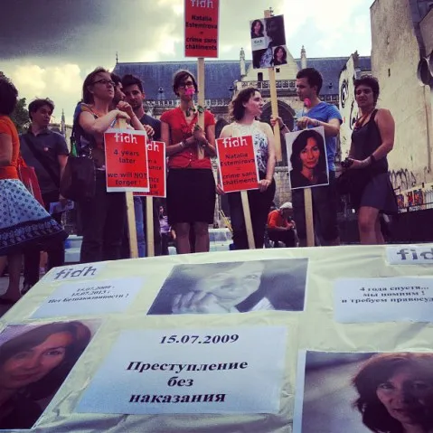 Rassemblement en mémoire de Natalia Estemirova /// Акция в память Натальи Эстемировой