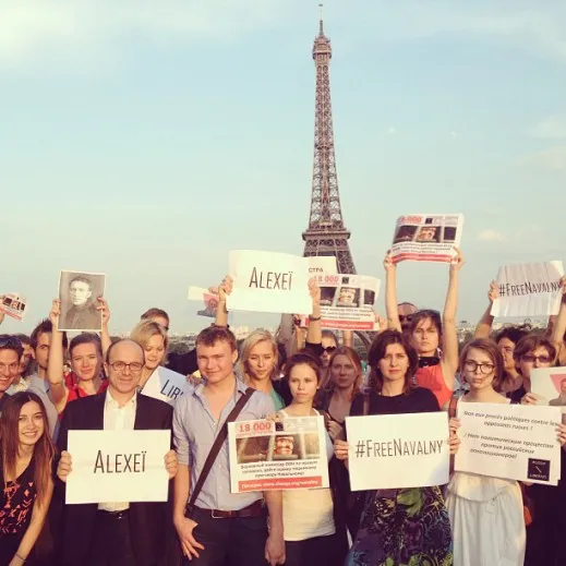 #FreeNavalny митинг в Париже // Rassemblement à Paris