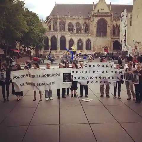 Photos : Rassemblement  Libérez les prisonniers politiques en Russie ! , 6 mai 2014, Paris