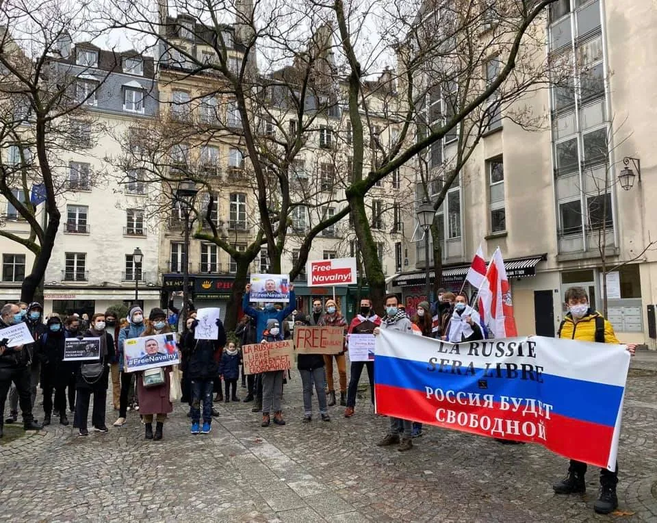 Paris, 31.01.21 : rassemblement pour la libération d’Alexeï Navalny et de tous les prisonniers politiques en Russie