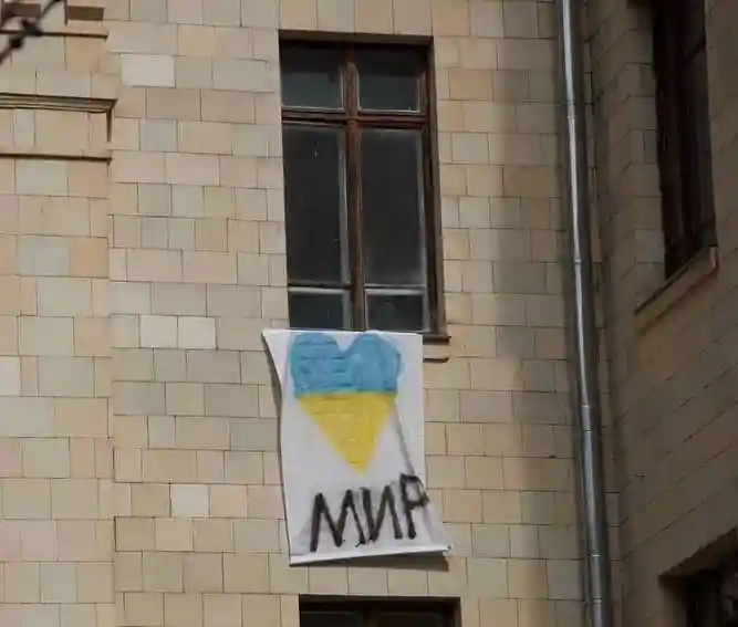 Mobilisations anti-guerre pour le 9 mai