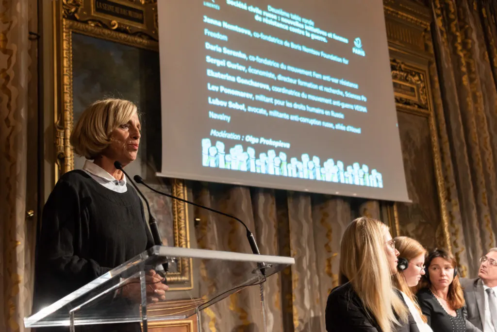 Geneviève Garrigos, présidente de la commission des relations internationales de la ville de Paris
