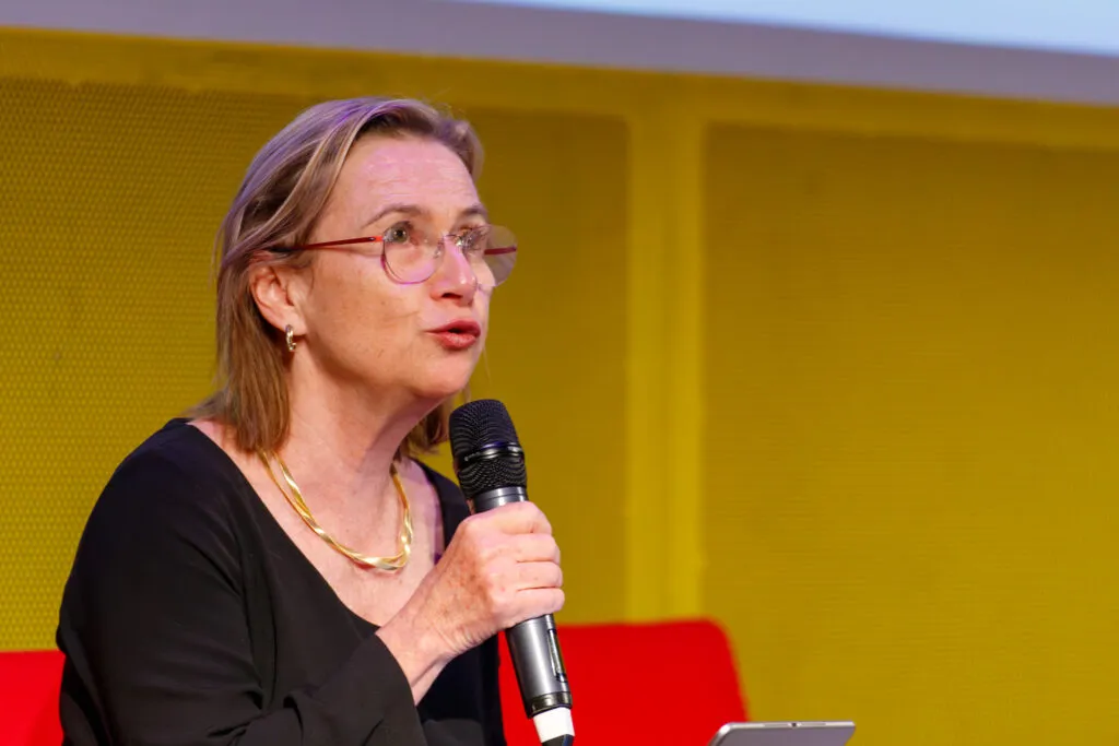 Delphine Borione