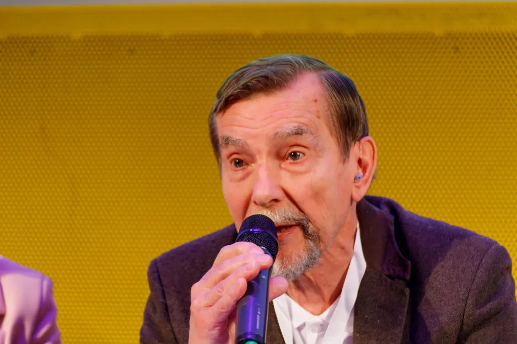 Lev Ponomarev